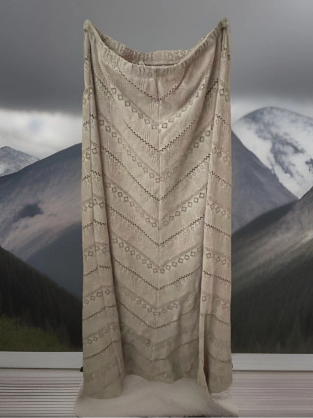 Skirt- Lace  A-Line Maxi Skirt in Tan Size Petite Medium chevron pattern boho